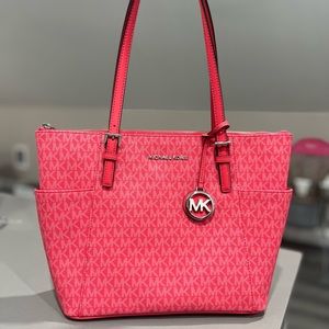 Beautiful never used MK bag no damage at all